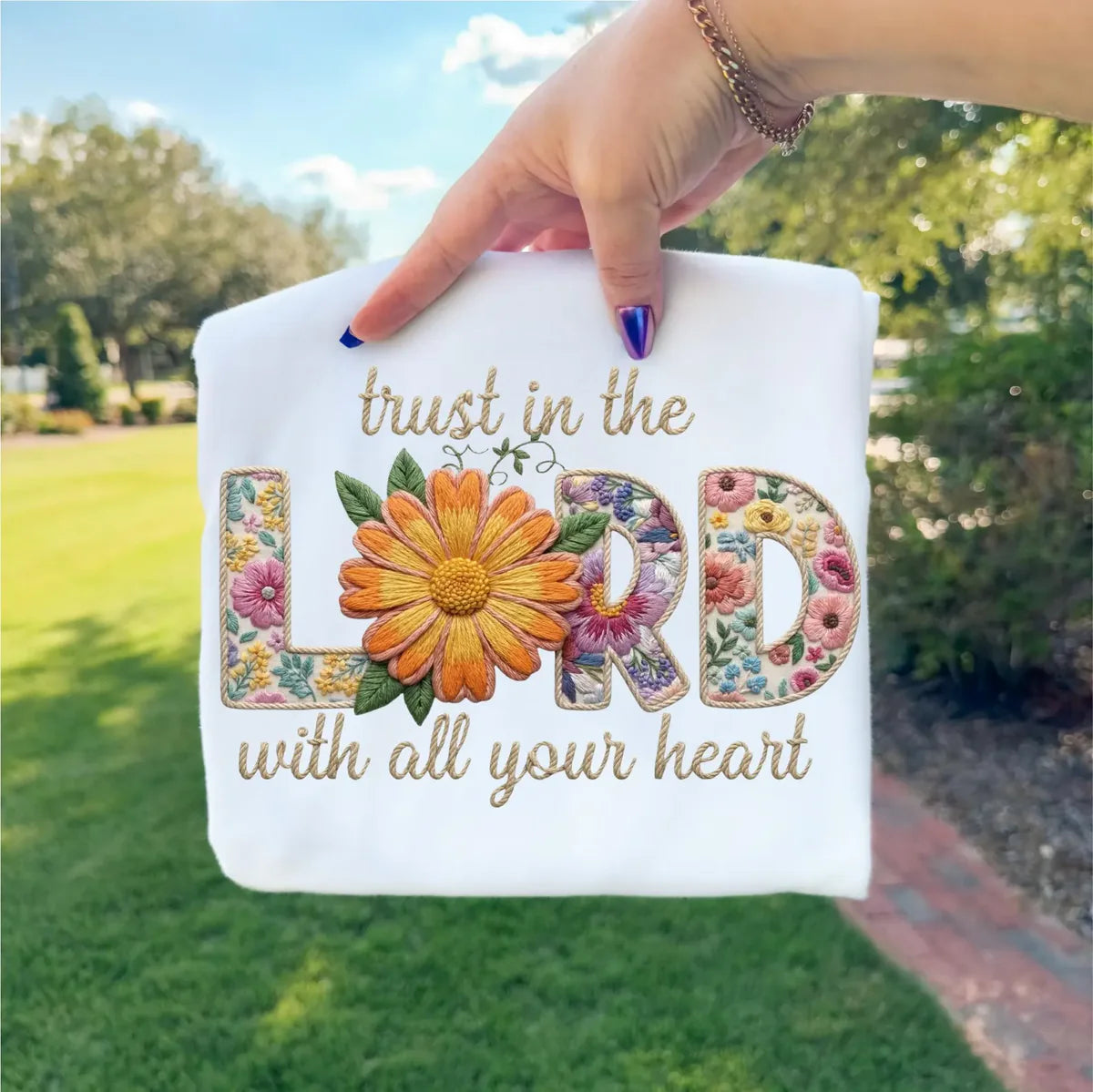 Trust In The Lord Faux Yarn -  Women’s Graphic Tee